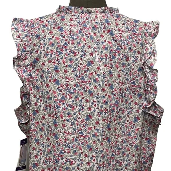 BB DAKOTA By STEVE MADDEN TOP Dark Floral Fluttery Cap Sleeve Top NWT - Picture 3 of 10